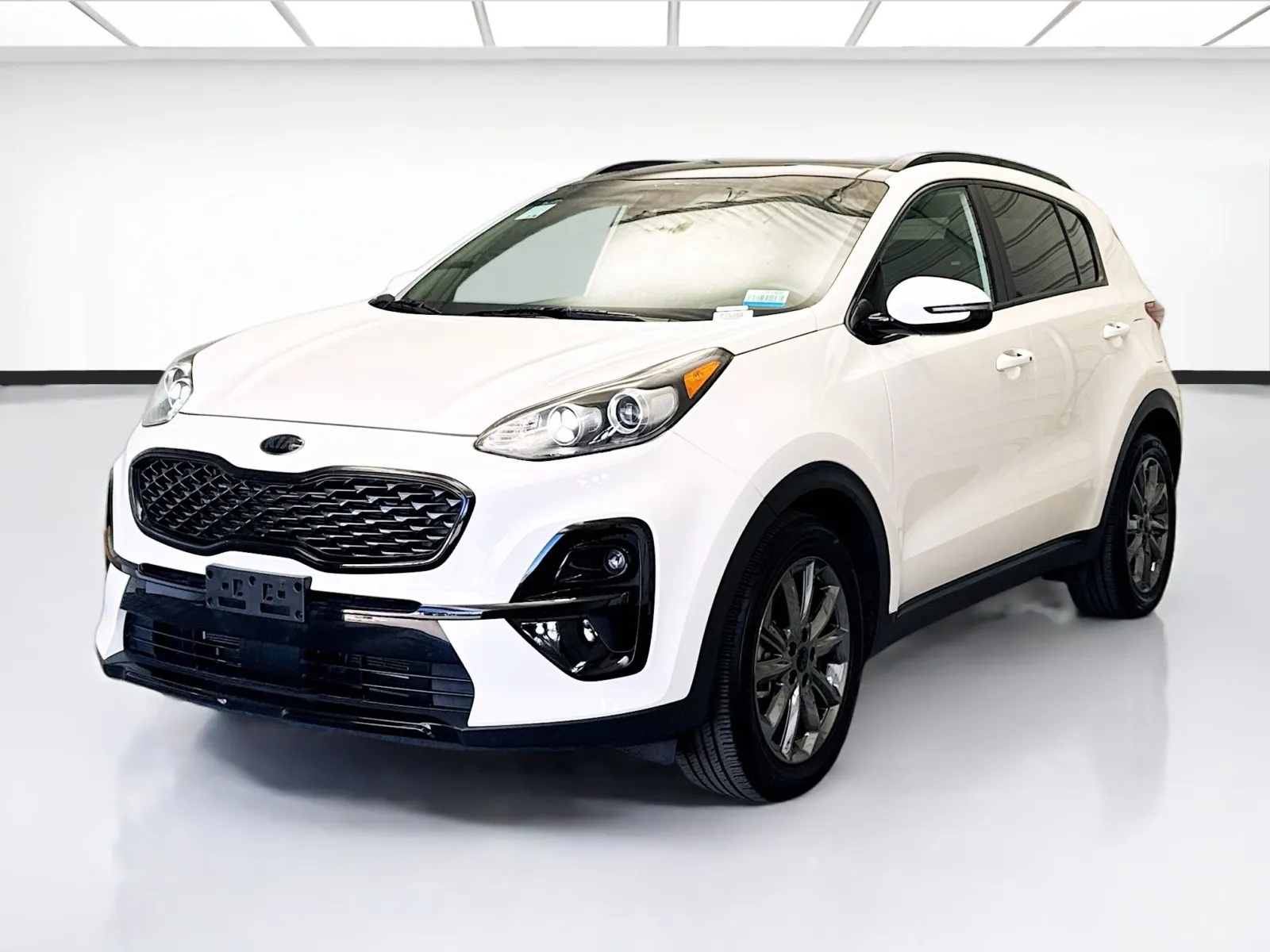 White 2021 Kia Sportage S for sale in Montclair, CA
