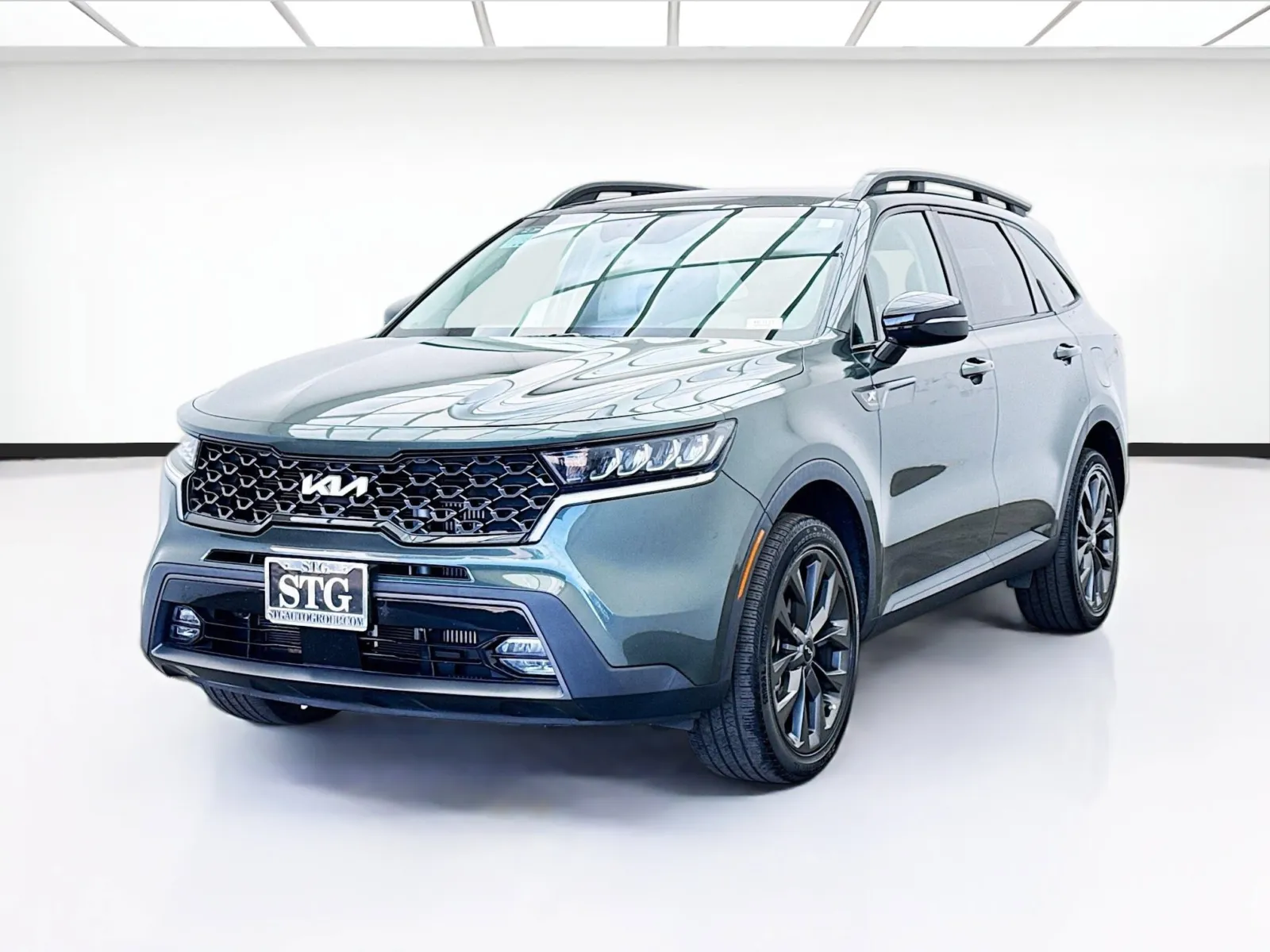 Green 2023 Kia Sorento X-Line EX for sale in Montclair, CA