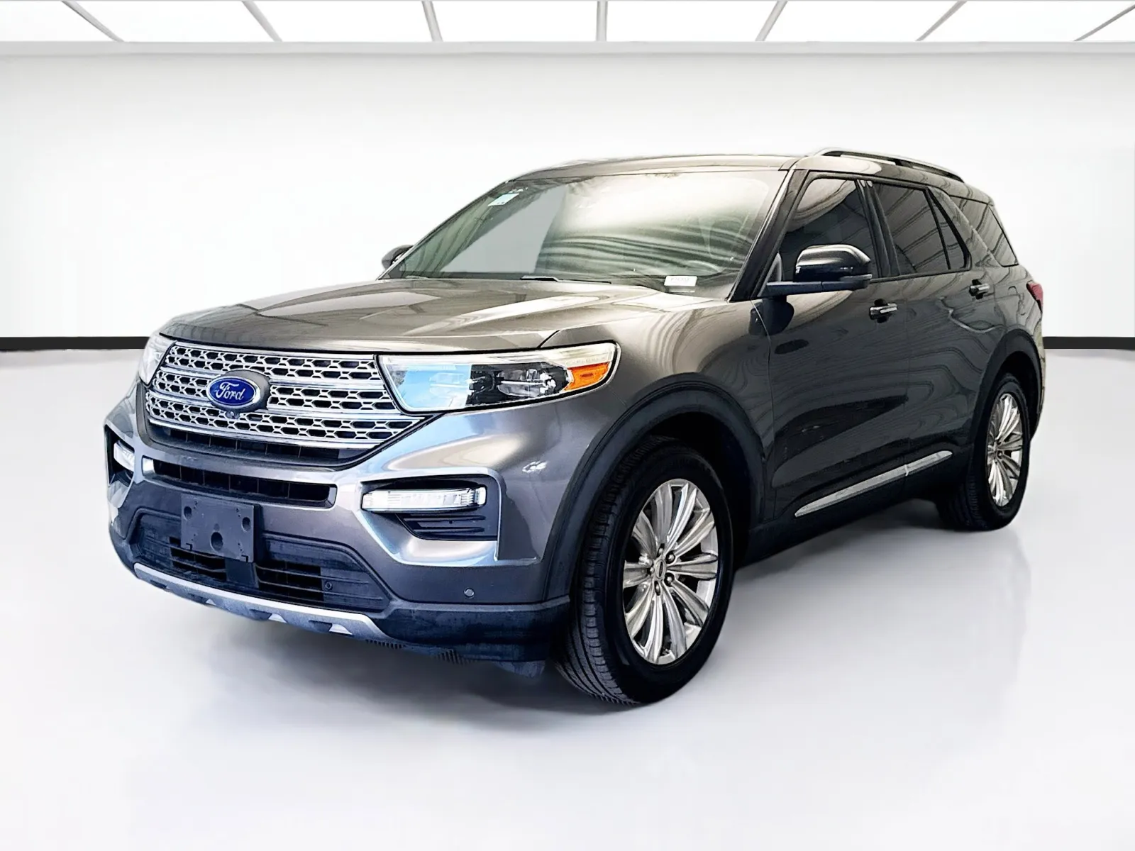 Gray 2020 Ford Explorer Limited for sale in Montclair, CA