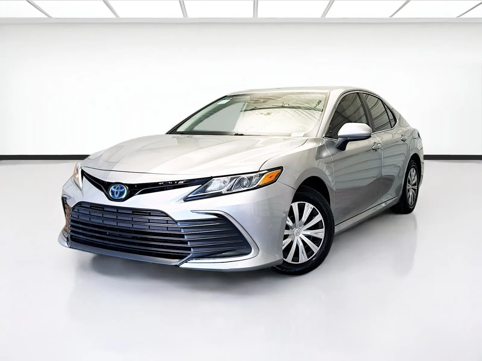 Silver 2023 Toyota Camry Hybrid LE for sale in Montclair, CA