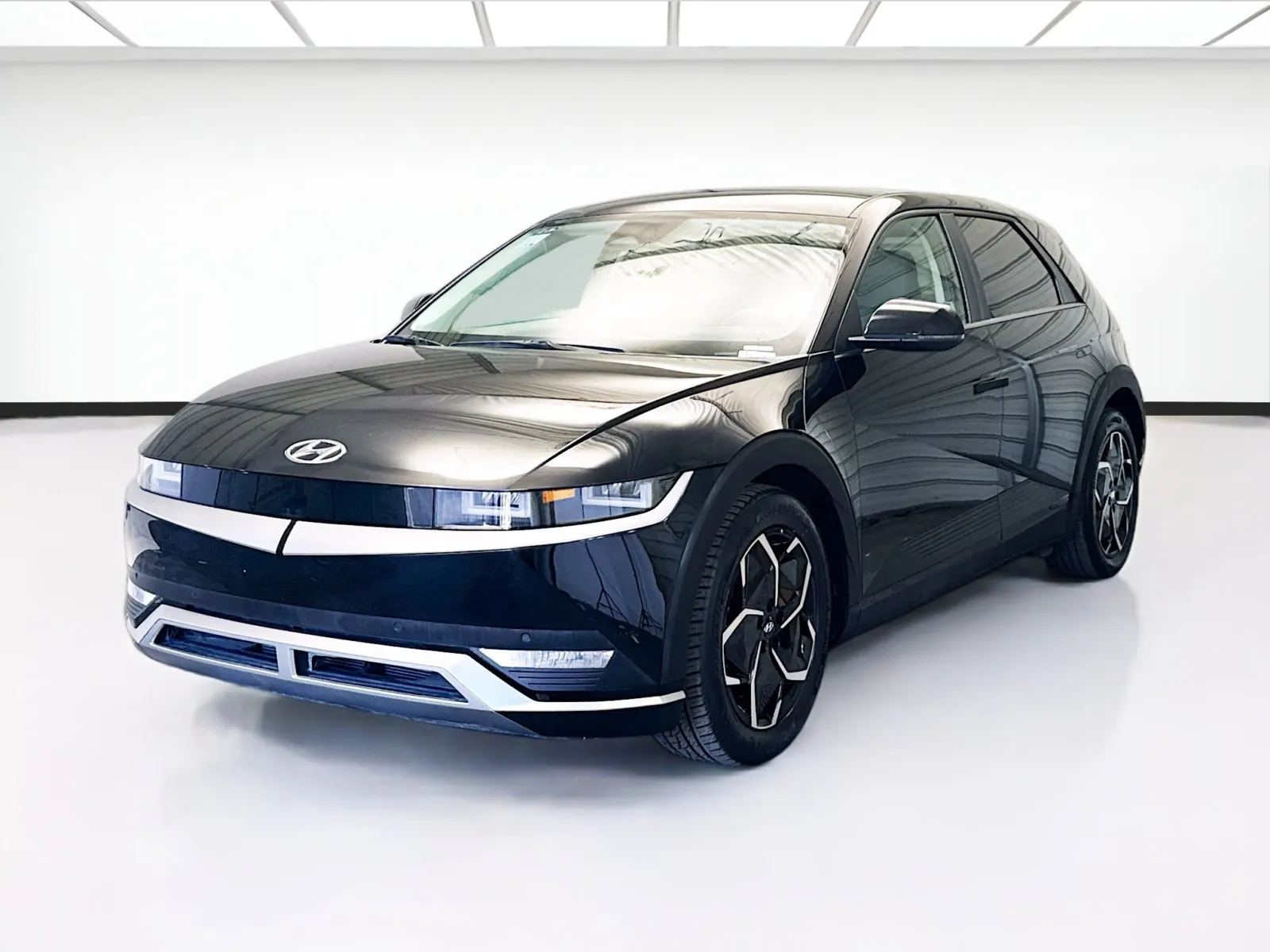 Black 2024 Hyundai IONIQ 5 SEL for sale in Montclair, CA