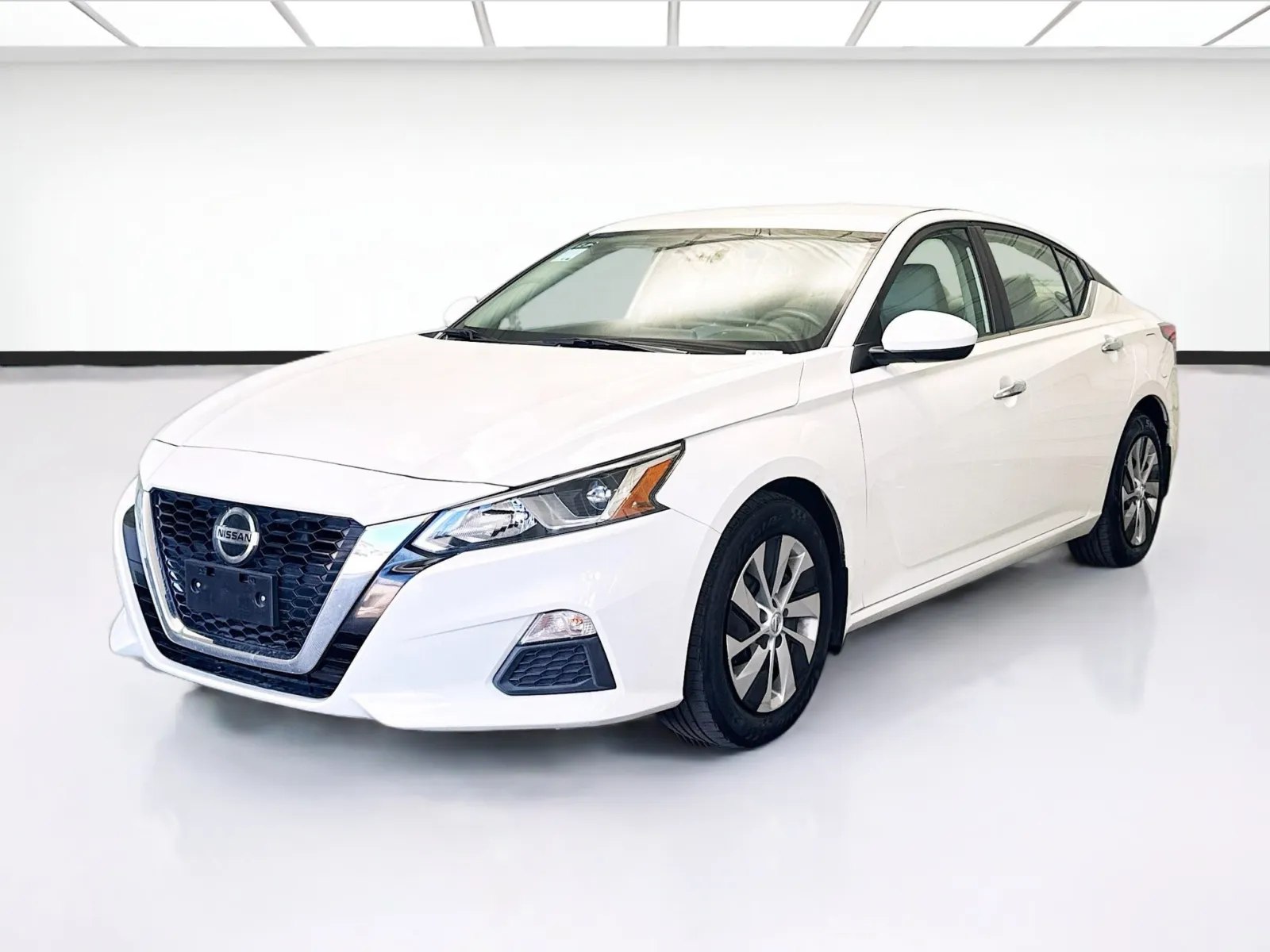 White 2020 Nissan Altima 2.5 S for sale in Montclair, CA