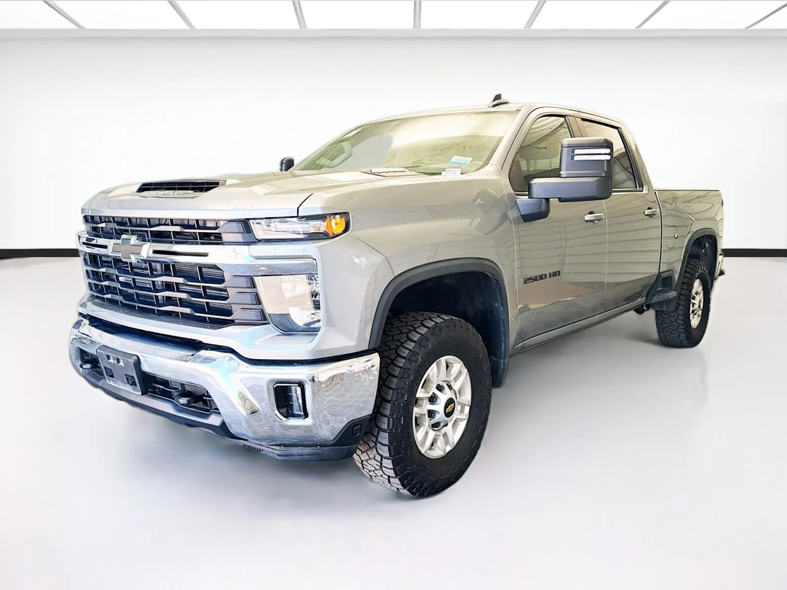 Gray 2024 Chevrolet Silverado 2500HD LT for sale in Montclair, CA
