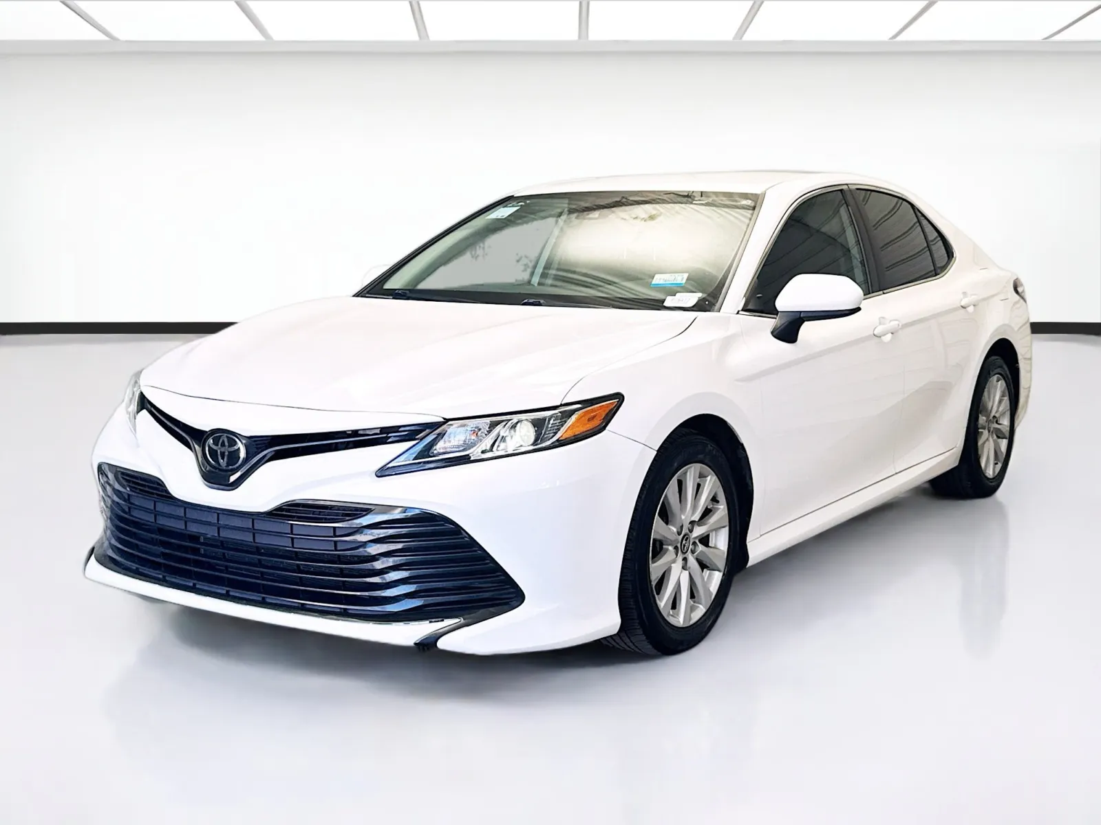 White 2020 Toyota Camry LE for sale in Montclair, CA
