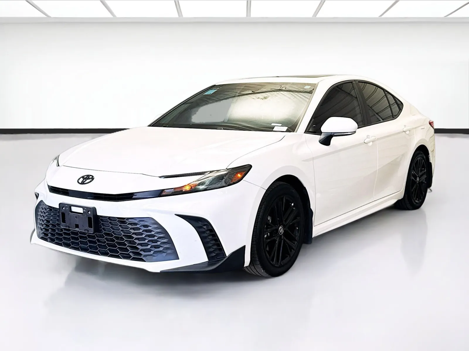 White 2025 Toyota Camry SE for sale in Montclair, CA