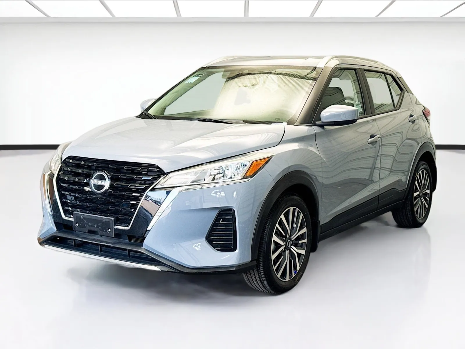 Gray 2023 Nissan Kicks SV for sale in Montclair, CA