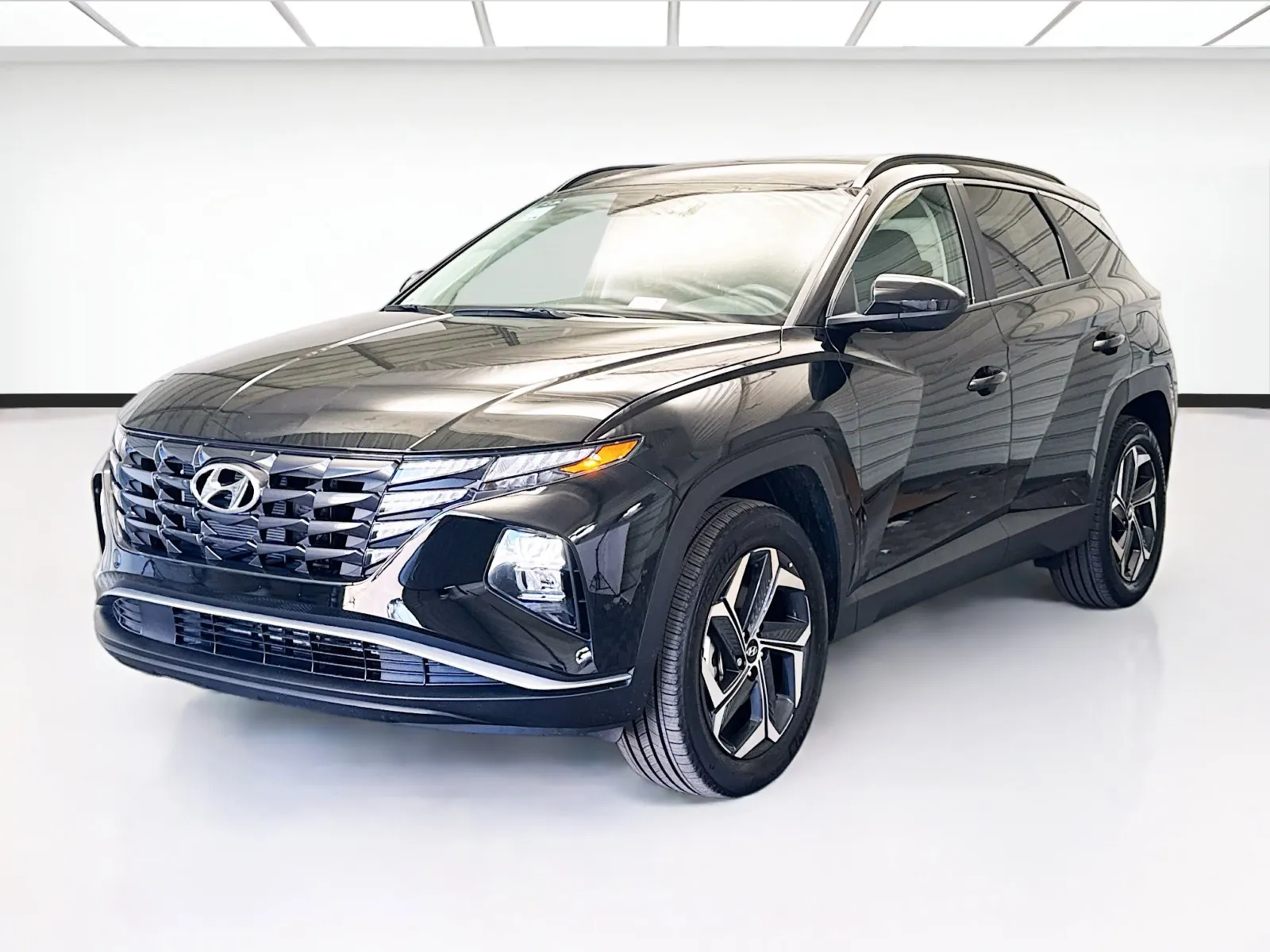 Black 2024 Hyundai Tucson Plug-In Hybrid SEL for sale in Montclair, CA