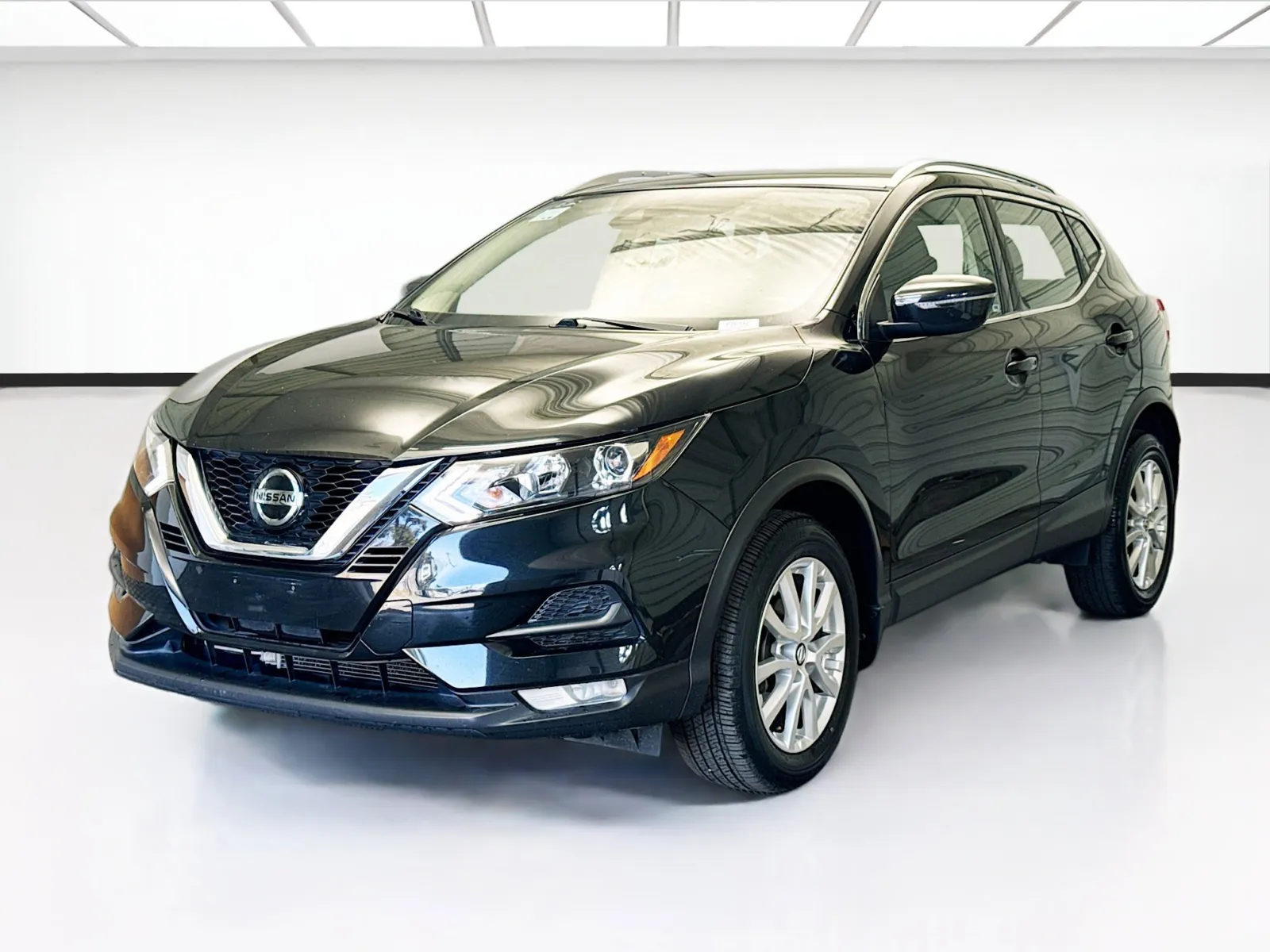 Black 2021 Nissan Rogue Sport SV for sale in Montclair, CA