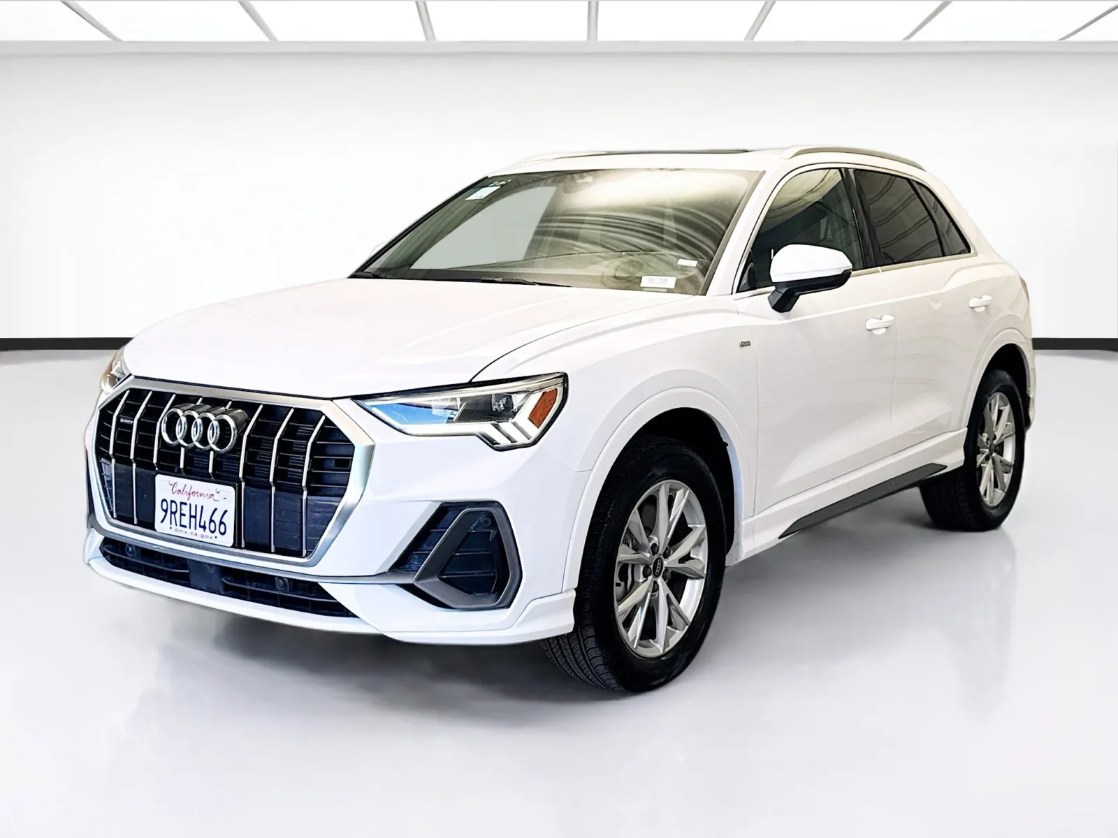 White 2025 Audi Q3 Premium S Line quattro for sale in Montclair, CA