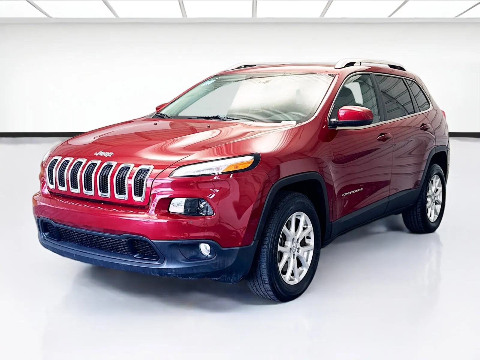 Red 2016 Jeep Cherokee Latitude for sale in Montclair, CA