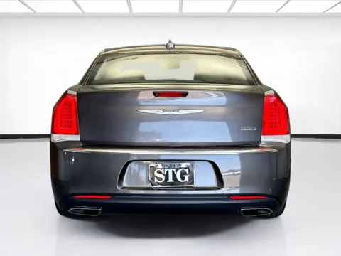 More photos of 2018 Chrysler 300 Touring at STG Montclair, CA