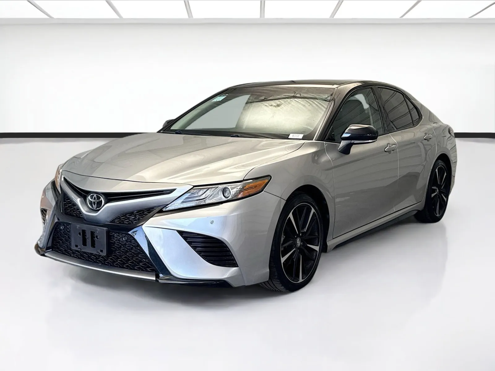 Silver 2018 Toyota Camry XSE for sale in Montclair, CA