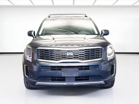 Photos of 2020 Kia Telluride S for sale in Montclair, CA at STG Montclair