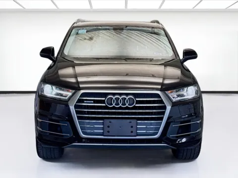 Photos of 2019 Audi Q7 55 Premium quattro for sale in Montclair, CA at STG Montclair