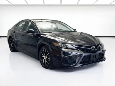 Another view of 2022 Toyota Camry SE Nightshade for sale in Montclair, CA at STG Montclair