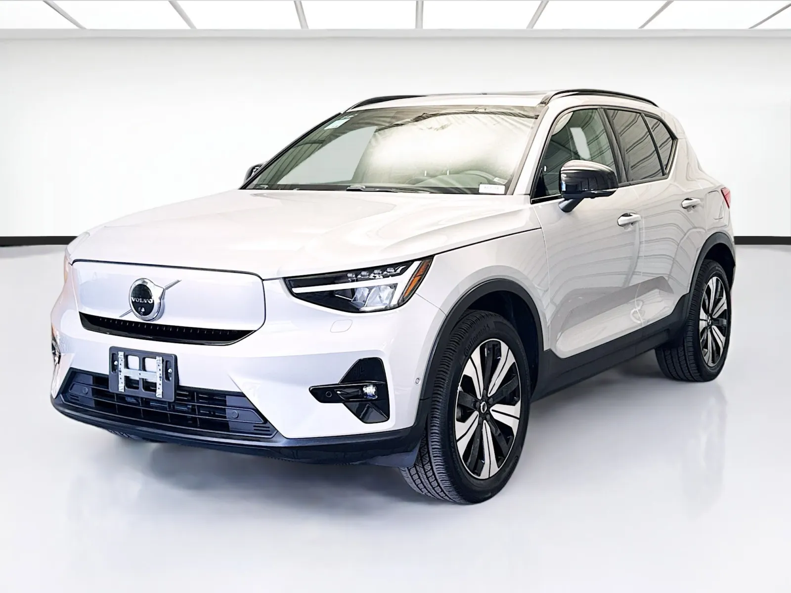 Silver 2023 Volvo XC40 Recharge Pure Electric Twin Plus for sale in Montclair, CA