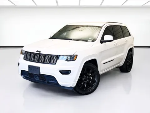 White 2022 Jeep Grand Cherokee WK Laredo X for sale in Montclair, CA
