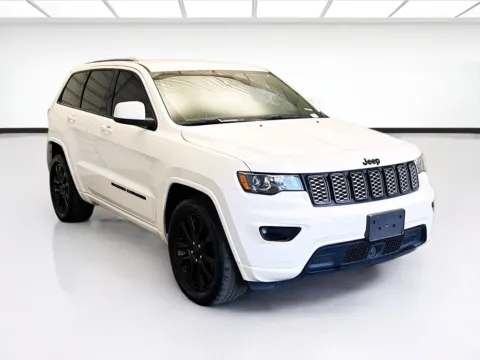 Another view of 2022 Jeep Grand Cherokee WK Laredo X for sale in Montclair, CA at STG Montclair