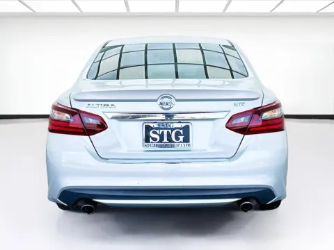 More photos of 2017 Nissan Altima 2.5 SR at STG Montclair, CA