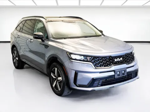 Another view of 2023 Kia Sorento S for sale in Montclair, CA at STG Montclair