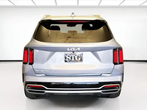 More photos of 2023 Kia Sorento S at STG Montclair, CA