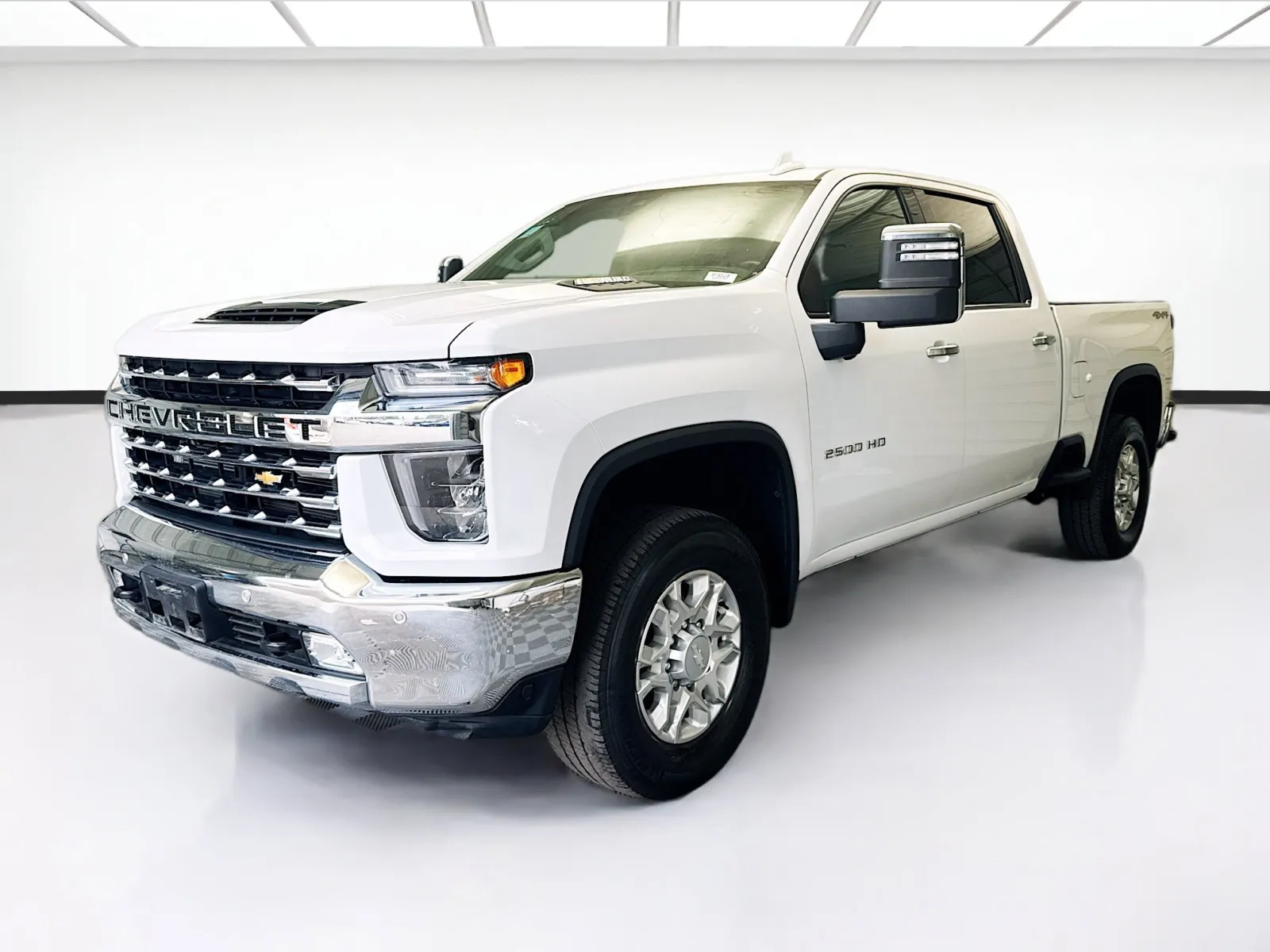 White 2020 Chevrolet Silverado 2500HD LTZ for sale in Montclair, CA