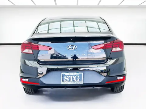 More photos of 2020 Hyundai Elantra SE at STG Montclair, CA