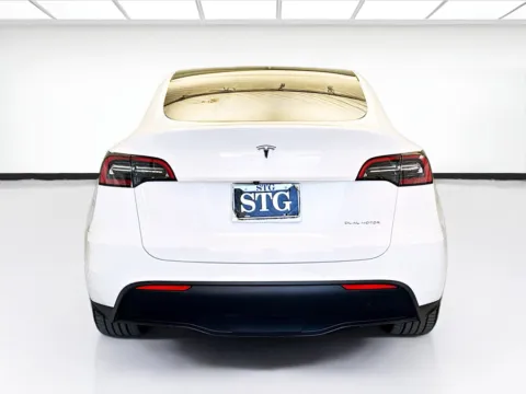 More photos of 2021 Tesla Model Y Long Range 7 Seater at STG Montclair, CA