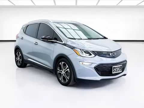 Another view of 2021 Chevrolet Bolt EV Premier for sale in Montclair, CA at STG Montclair