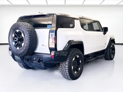 More photos of 2024 GMC Hummer EV SUV 2X Extreme Off-Road Package at STG Montclair, CA