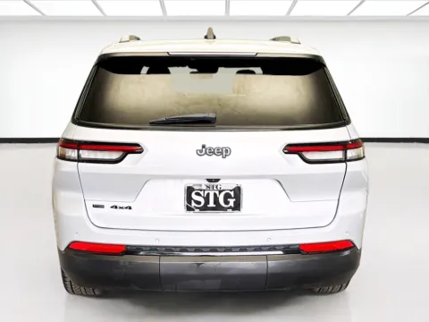 More photos of 2022 Jeep Grand Cherokee L Altitude at STG Montclair, CA