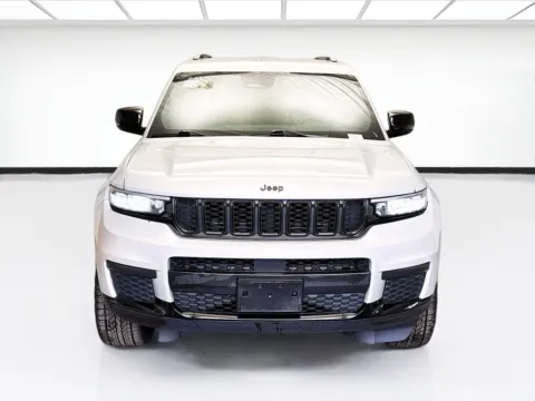 Photos of 2022 Jeep Grand Cherokee L Altitude for sale in Montclair, CA at STG Montclair