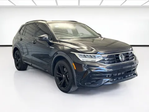 Another view of 2023 Volkswagen Tiguan 2.0T SE R-Line Black for sale in Montclair, CA at STG Montclair