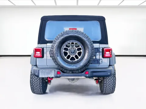 More photos of 2021 Jeep Wrangler Unlimited Rubicon at STG Montclair, CA