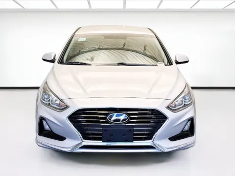 Photos of 2019 Hyundai Sonata SE for sale in Montclair, CA at STG Montclair