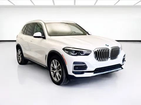 Another view of 2022 BMW X5 sDrive40i for sale in Montclair, CA at STG Montclair