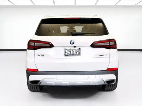 More photos of 2022 BMW X5 sDrive40i at STG Montclair, CA