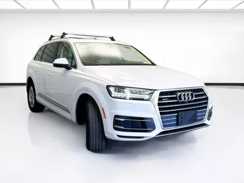Another view of 2019 Audi Q7 45 Premium Plus quattro for sale in Montclair, CA at STG Montclair