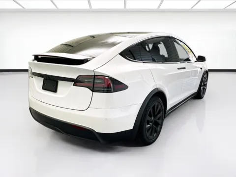 More photos of 2022 Tesla Model X at STG Montclair, CA