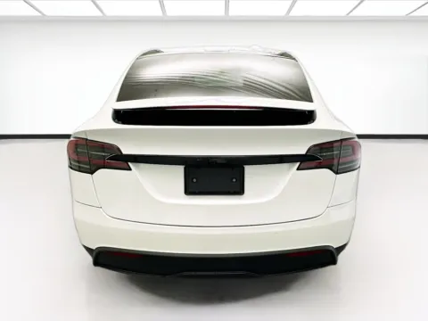More photos of 2022 Tesla Model X at STG Montclair, CA