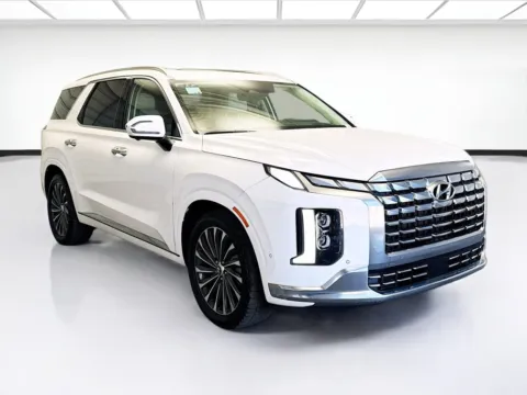 Another view of 2024 Hyundai Palisade Calligraphy for sale in Montclair, CA at STG Montclair