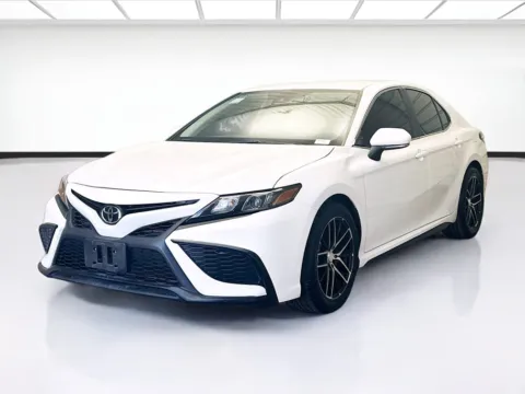 White 2024 Toyota Camry SE for sale in Montclair, CA