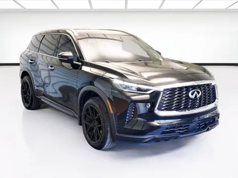 Another view of 2024 INFINITI QX60 LUXE for sale in Montclair, CA at STG Montclair