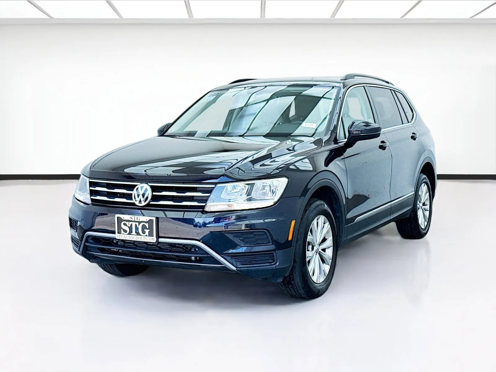 Black 2018 Volkswagen Tiguan 2.0T SE 4Motion for sale in Montclair, CA