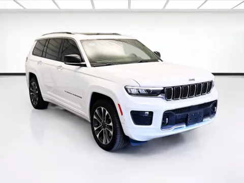 Another view of 2022 Jeep Grand Cherokee L Overland for sale in Montclair, CA at STG Montclair