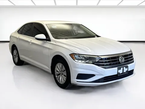 Another view of 2019 Volkswagen Jetta 1.4T SE for sale in Montclair, CA at STG Montclair