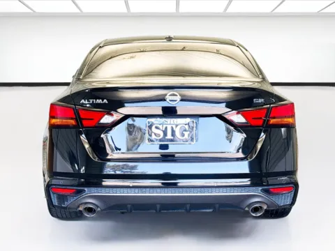 More photos of 2020 Nissan Altima 2.5 SR at STG Montclair, CA