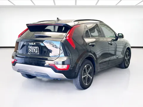 More photos of 2023 Kia Niro SX at STG Montclair, CA