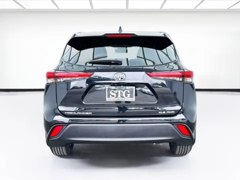 More photos of 2023 Toyota Highlander XLE at STG Montclair, CA