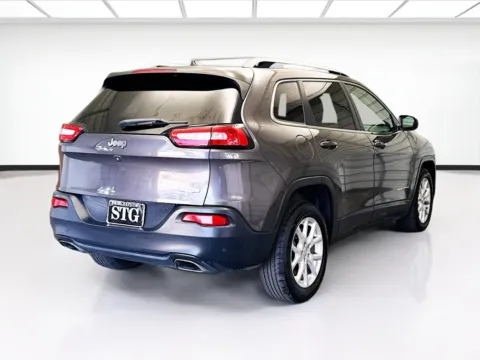 More photos of 2018 Jeep Cherokee Latitude Plus at STG Montclair, CA
